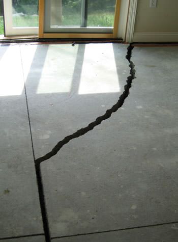 severely cracked foundation slab floor in Camden 