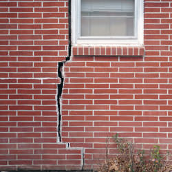 A foundation with a large crack that's wider at the top than on the bottom in Swarthmore